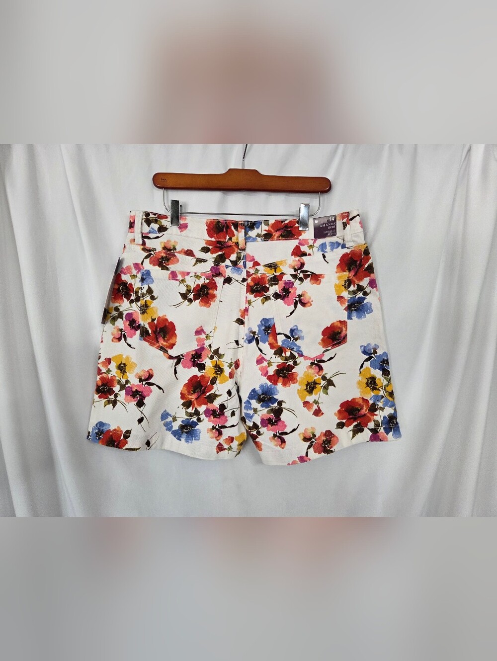Gloria Vanderbilt White Floral Jean Shorts Size 14 - Picture 3 of 10